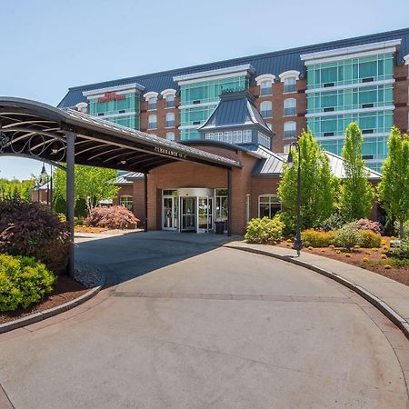 Hilton Garden Inn Manchester Downtown Экстерьер фото
